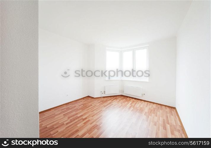 empty white room with window