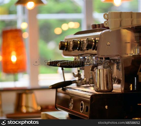 Espresso machine with bar interior