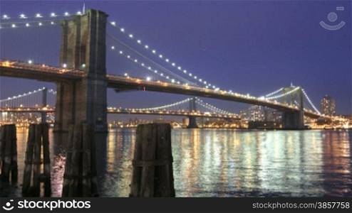 Evening time lapse of Brooklyn Bridge in New York