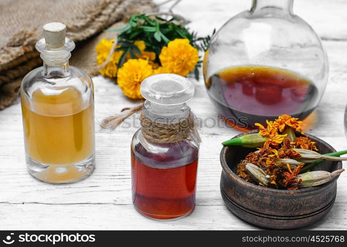 Extract from marigolds. Medical extract decoction from the flowers of marigold