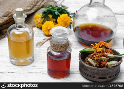 Extract from marigolds. Medical extract decoction from the flowers of marigold