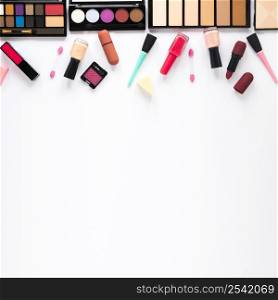 eye shadows with lipsticks mascara table