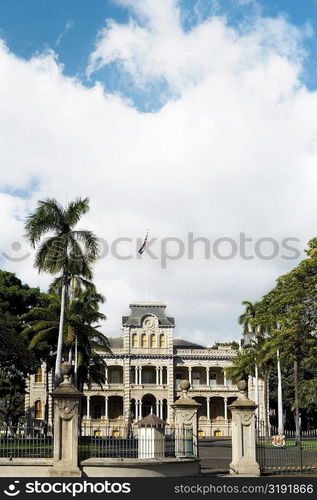 Facade of a government building, State Capitol Building, Iolani Palace, Honolulu, Oahu, Hawaii Islands, USA