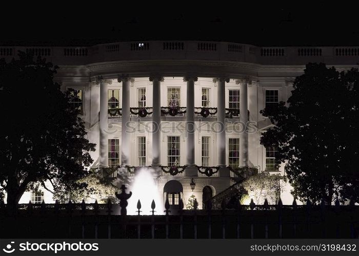 Facade of a government building, White House, Washington DC, USA
