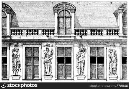 Facade of the Hotel Carnavalet, the courtyard, decorated with four seasons, vintage engraved illustration. Paris - Auguste VITU ? 1890.