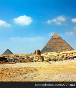 famous ancient egypt pyramid and sphinx in Giza