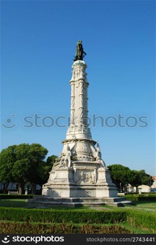 "famous discovery statue of "Vasco da Gama" in Lisbon"
