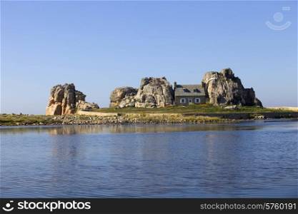 famous house on the rocks at ploumenach, cote de granit rose, cotes d&rsquo;armor brittany, france