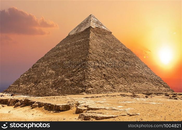 Famous Pyramid of Chephren and the sunset in Giza.. Famous Pyramid of Chephren and the sunset in Giza