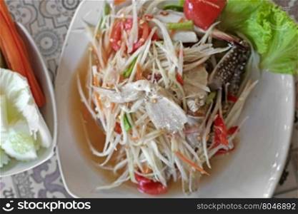 famous Thai food, papaya salad or som-tam