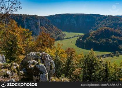 Fantastic autumn hike in the Danube valley