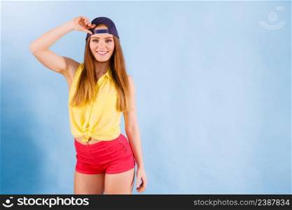 Fashion of teens. Beauty teenage girl presenting urban style. Fashionable young woman posing in stylish casual clothes.. Pretty teenage girl in fashionable clothes.