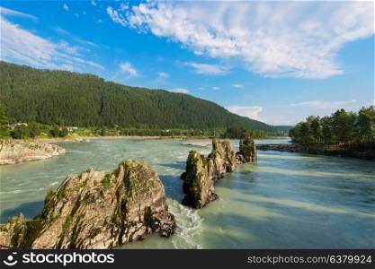 Fast mountain river Katun in Altay, Siberia, Russia. A popular tourist place called the Dragon&rsquo;s Teeth. Fast mountain river Katun