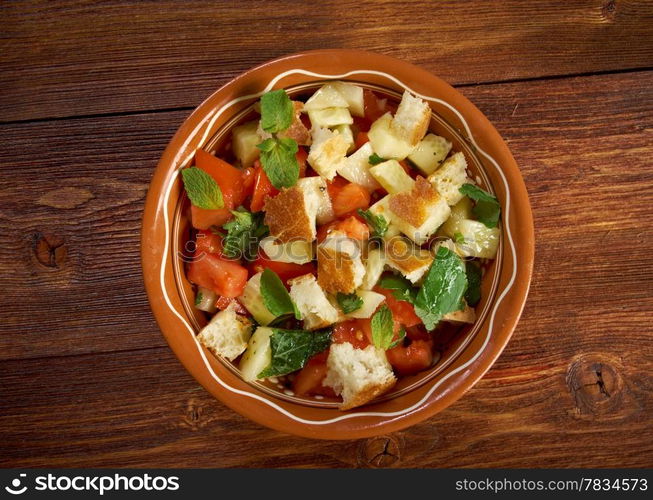 Fattoush - Lebanese Salad.tasty Arabiccuisine