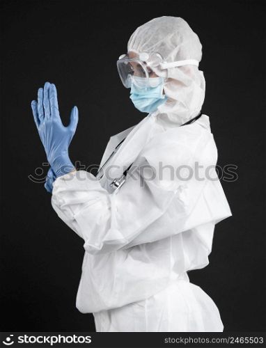 female doctor wearing pandemic medical equipment 4