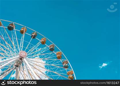 ferris wheel amusement park
