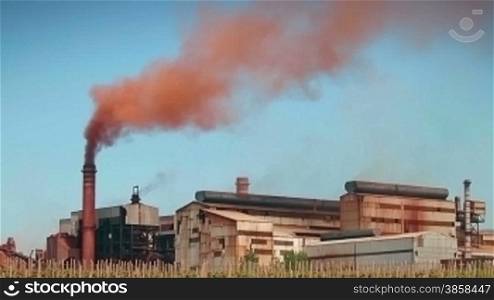 Ferronickel factory, smoke polluting the environment