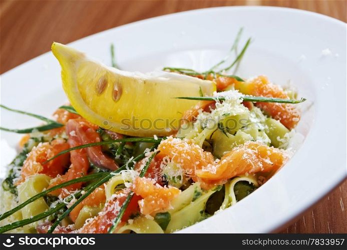 Fettuccine with salmon .