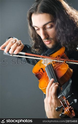 Fiddler playing the violin