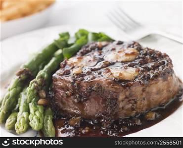 Fillet of Beef Bordelaise with Asparagus Spears and Saut Potatoes