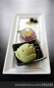 flower Water cake the water drop dessert mochi mizu shingen mochi with green tea ice cream