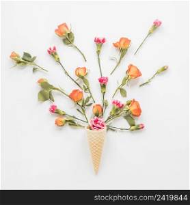 flowers waffle cone table