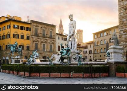 Fontana del Nettuno, Firenze. Fountain of Neptune sunrise view, Florence, Italy