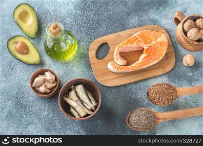 Food with Omega-3 fats