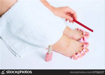 foot pedicure applying