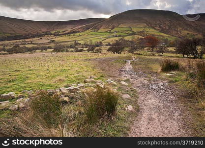 Footpath from Kinder Scout to Kinder Low in Peak District National Park