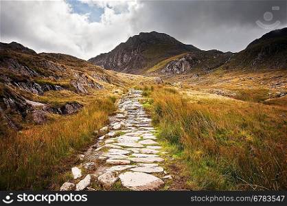 Footpath in Snowdonia National Paark in Wales along to Glyder Fawr mountain
