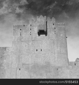 fort battlesment sky and star brick in oman muscat the old defensive