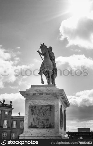 Frederiks riding. &#xA;equestrian statue of Frederiks V