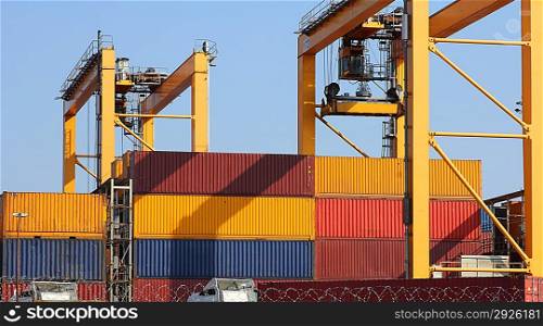 freight container operation in port series