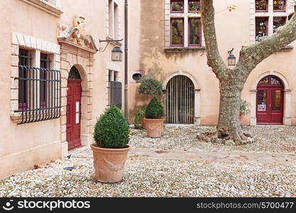 French patio in Cassis