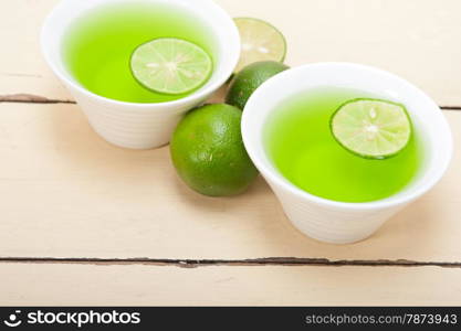 fresh and healthy green lime lemonade macro closeup