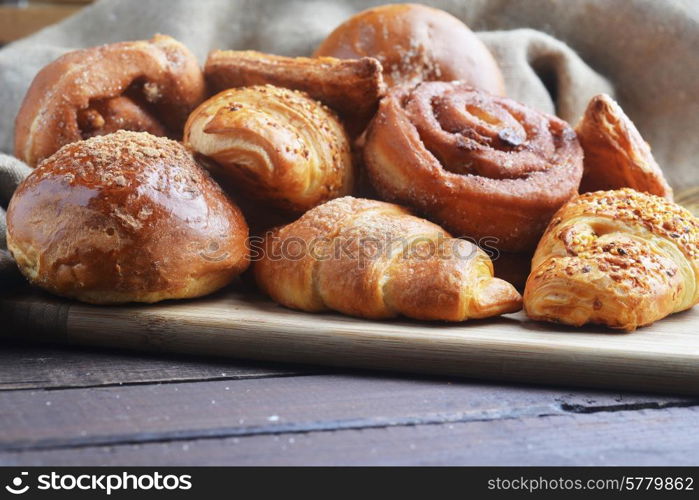 fresh baked buns on table