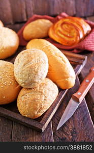 fresh bread on a table, fresh baking