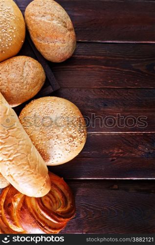 fresh bread on a table, fresh baking