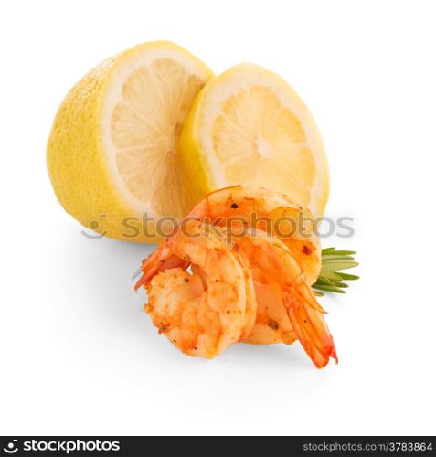 Fresh cooked shrimp with lime prepared to eat.