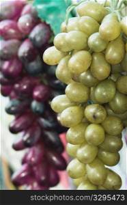 Fresh grapes - two colours mixed