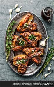 fresh roasted chicken wings