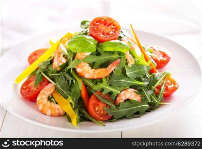fresh salad with shrimps and vegetables