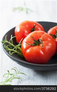 fresh tomatoes in bowl
