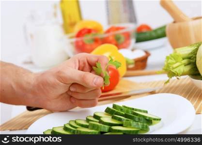 Fresh vegetables being cut with a knife. sNrW5mB6efBd/MBf+kojfhhX/fsY6KAm/4i2mcxGE60YmX0BAnpwF3fQTz/awHAu9OkKcEqwjGXDaOgA3dEpWta5webUZEkPX9Sv3iNbiQUyfAojFi1gJd4taon4iygmyvzbC/BdTn0bfLoZalaQ+vIfLqIZfjT7C6+3uqQC8zm5ZPNr1XIunfKshaH90uHl9VfvJF9gWSCJoCHtR8jM/eXpNN8+klIo