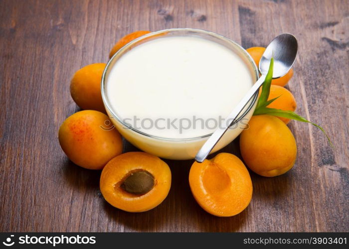 Fresh yogurt with apricots