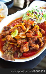 Fried fish with chili and sweet sauce