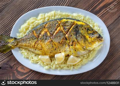 Fried saffron sea bream with curry rice