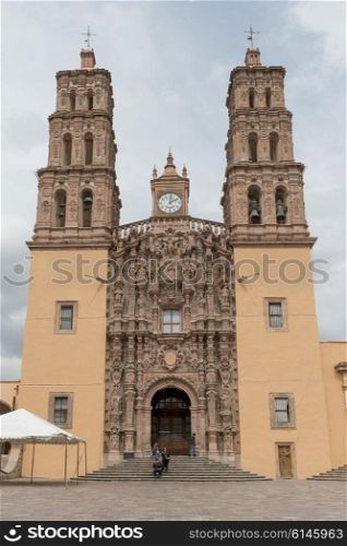 Front facade of a church, Centro, Dolores Hidalgo, Guanajuato, Mexico