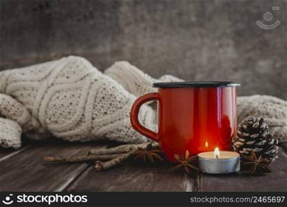 front view mug with candle pullober